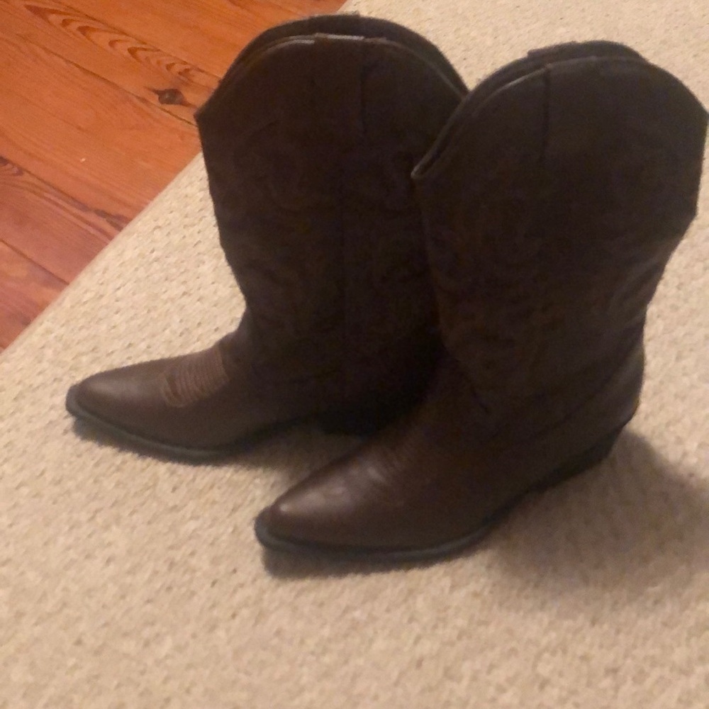 Brown cowboy boots